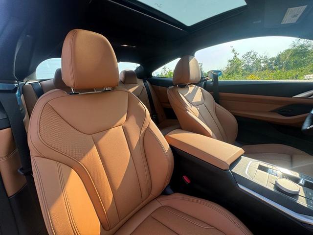 Photo of 2026 Black Sapphire Metallic BMW 430