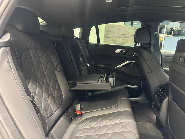 Photo of 2026 Alpine White BMW X6