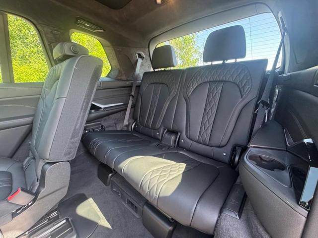 Photo of 2026 Black Sapphire Metallic BMW X7