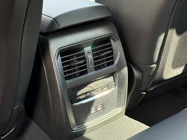 Photo of 2024 Mineral White Metallic BMW 330e