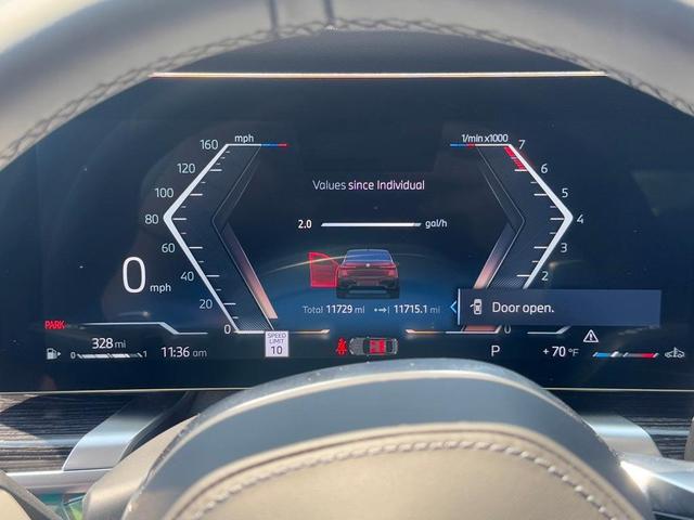 Photo of 2024 Aventurin Red Metallic BMW 760