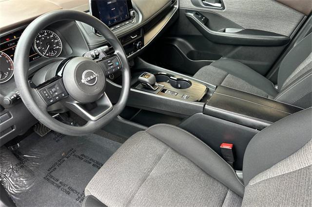 Photo of 2023 Super Black Nissan Rogue