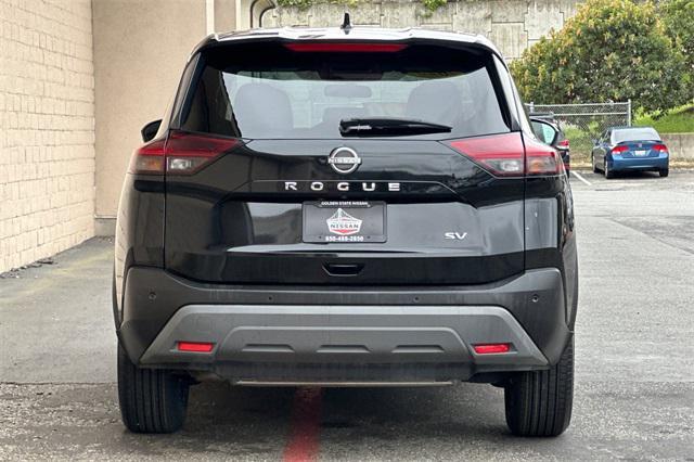 Photo of 2023 Super Black Nissan Rogue