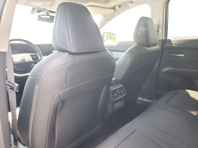 Photo of 2025 Everest White P Nissan Murano