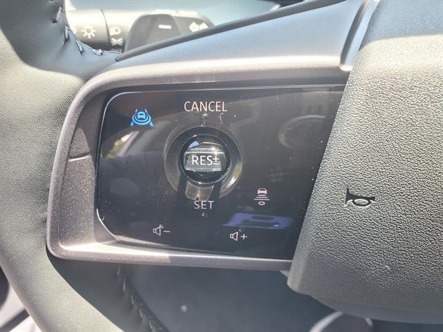 Photo of 2025 Everest White P Nissan Murano