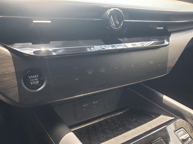 Photo of 2025 Everest White P Nissan Murano