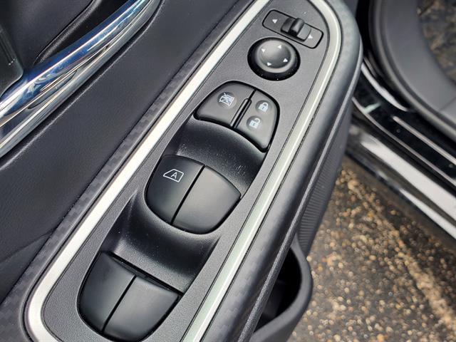 Photo of 2025 Black Nissan Versa