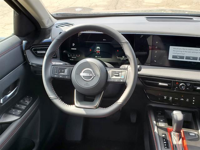 Photo of 2025 Canyon Bronze M Nissan Kicks