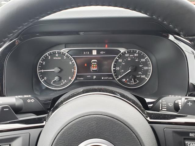 Photo of 2025 Scarlet Ember Nissan Pathfinder