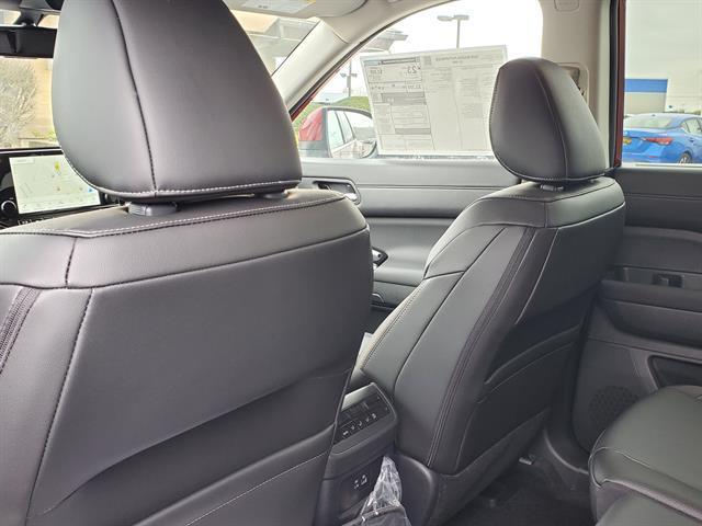 Photo of 2025 Scarlet Ember Nissan Pathfinder