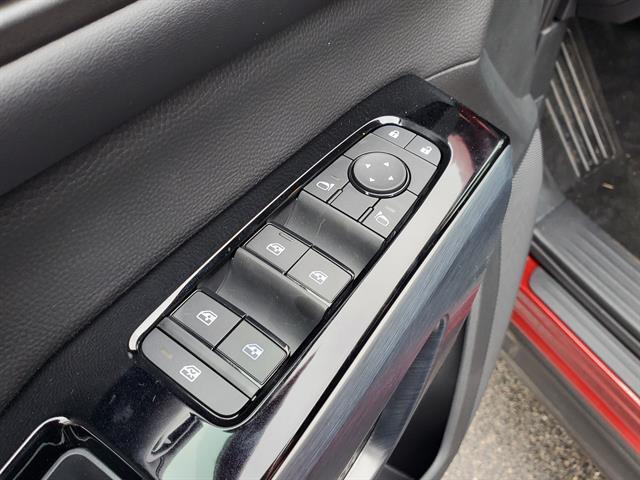 Photo of 2025 Scarlet Ember Nissan Pathfinder