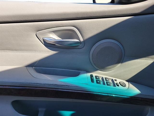 Photo of 2006  BMW 325