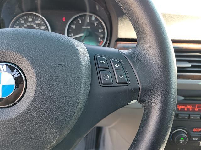 Photo of 2006  BMW 325