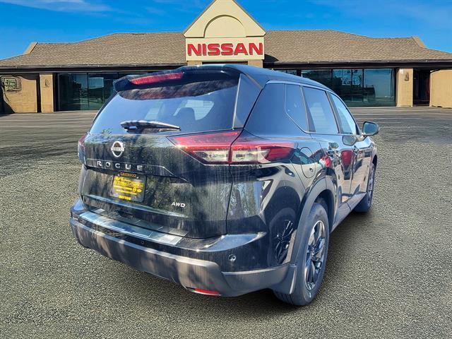 Photo of 2025 Black Nissan Rogue