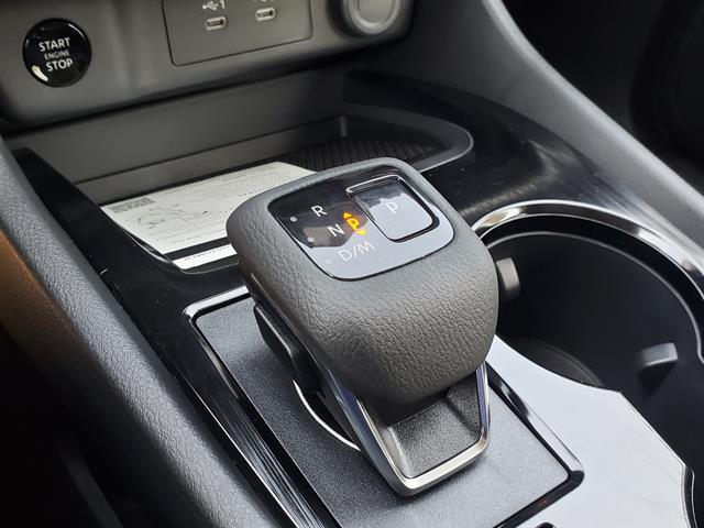 Photo of 2025 Black Nissan Rogue