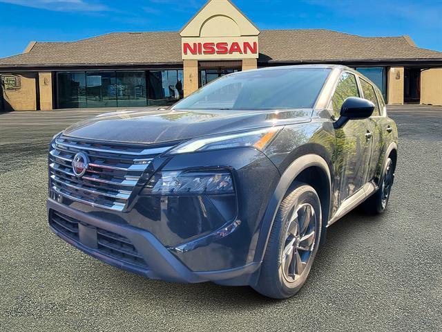 Photo of 2025 Black Nissan Rogue