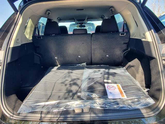 Photo of 2025 Black Nissan Rogue