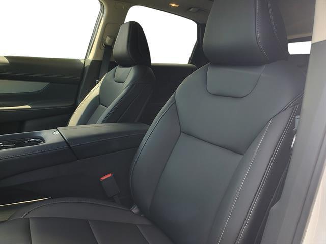 Photo of 2025 Everest White P Nissan Murano