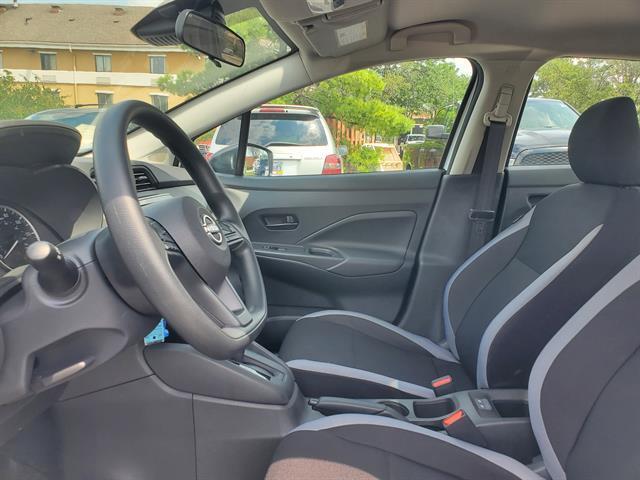 Photo of 2025 Cloud White Nissan Versa