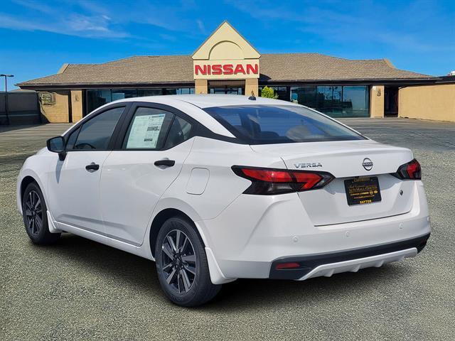 Photo of 2025 Cloud White Nissan Versa