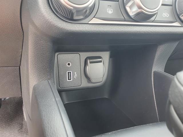 Photo of 2025 Cloud White Nissan Versa