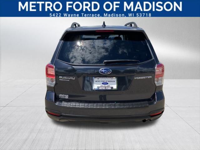 Photo of 2018 Dark Gray Metallic Subaru Forester