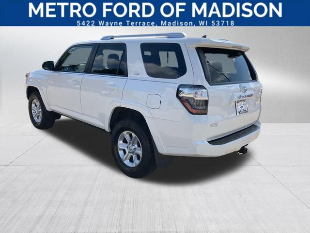 Photo of 2015 Super White Toyota 4Runner