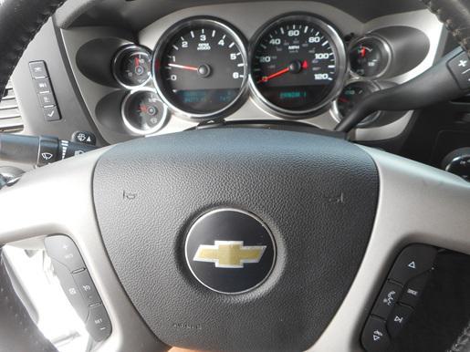 Photo of 2011 Summit White Chevrolet Silverado 2500