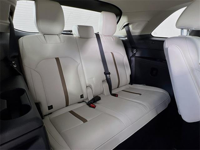 Photo of 2025 Deep Crystal Blue Mica Mazda CX-90