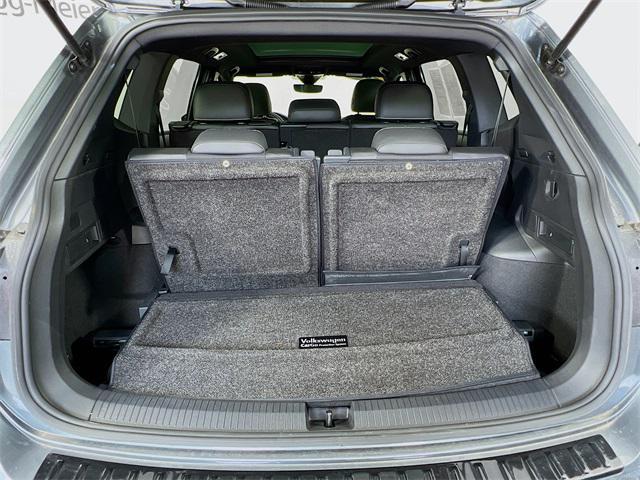Photo of 2023 Platinum Gray Metallic Volkswagen Tiguan