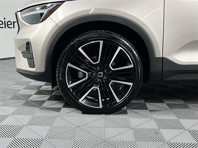 Photo of 2024 Volvo XC40