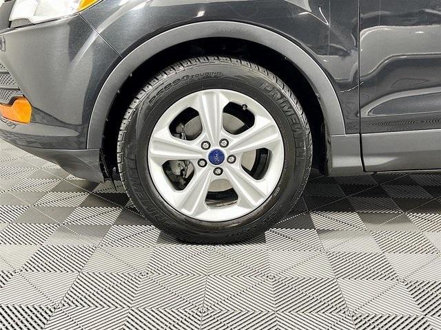 Photo of 2014 Tuxedo Black Ford Escape
