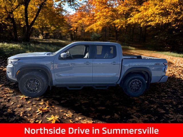 Photo of 2022 Boulder Grey Pearl Nissan Frontier