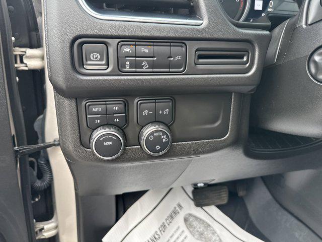 Photo of 2021 Empire Beige Metallic Chevrolet Suburban