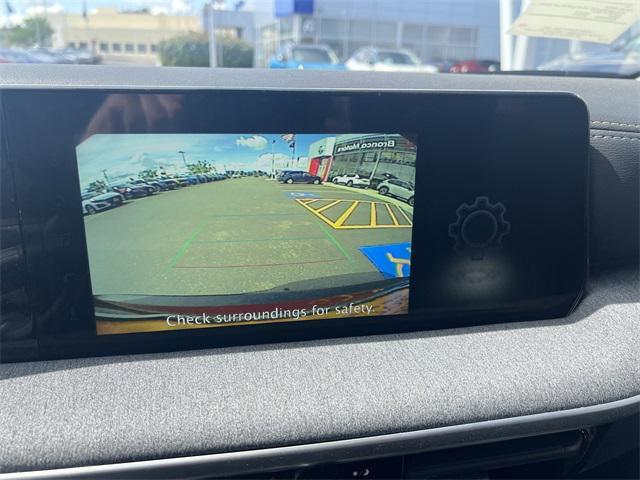 Photo of 2025 Super Black Nissan Kicks