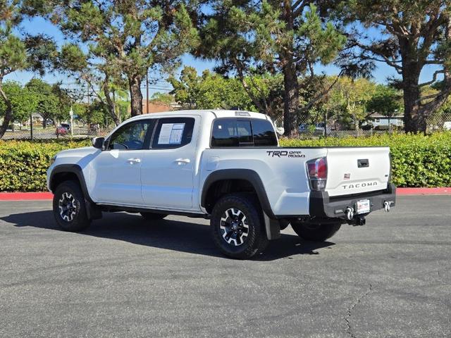 Photo of 2022 White Toyota Tacoma