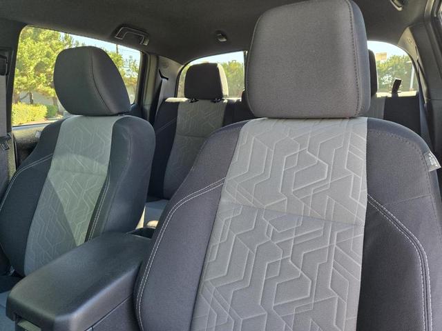 Photo of 2022 White Toyota Tacoma