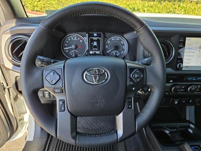 Photo of 2022 White Toyota Tacoma