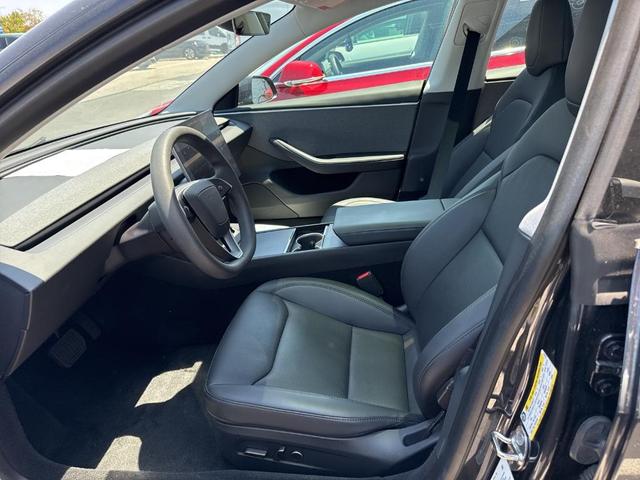 Photo of 2024 Gray Tesla Model 3