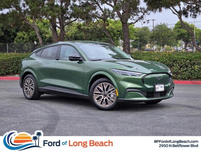 Photo of 2025 Eruption Green Metallic Ford Mustang Mach-E