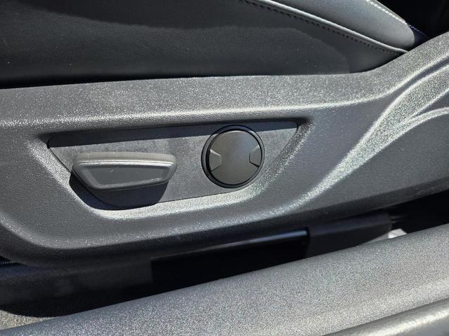 Photo of 2024 Shadow Black Ford Mustang