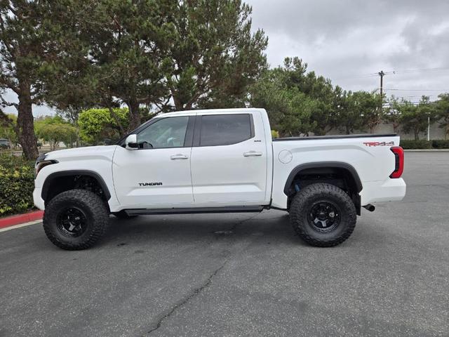 Photo of 2022 White Toyota Tundra