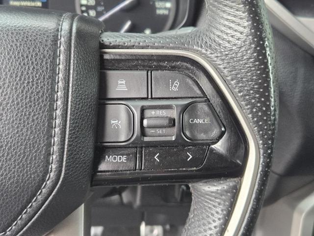 Photo of 2022 White Toyota Tundra
