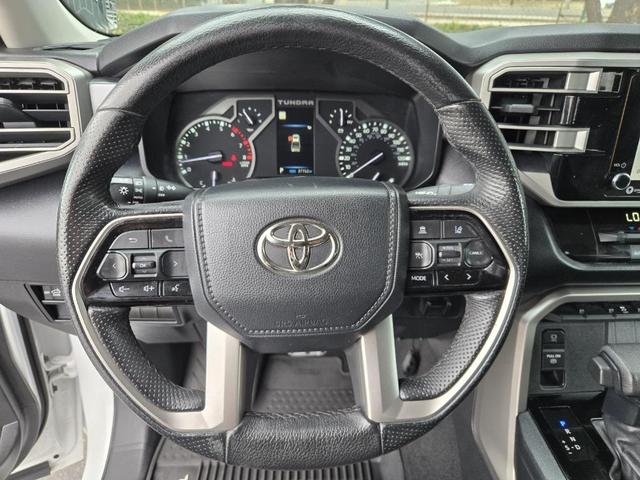 Photo of 2022 White Toyota Tundra
