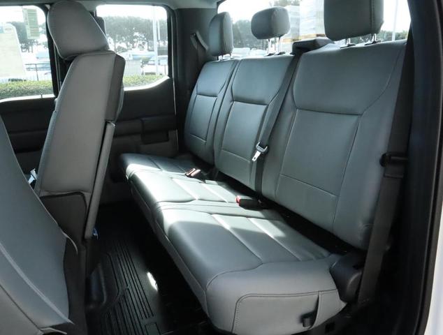 Photo of 2024 Oxford White Ford F-350