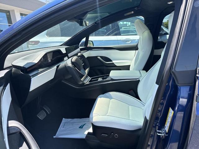 Photo of 2022 Blue Tesla Model X
