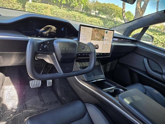 Photo of 2022 Black Tesla Model X