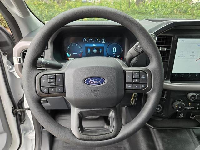 Photo of 2025 Oxford White Ford F-150