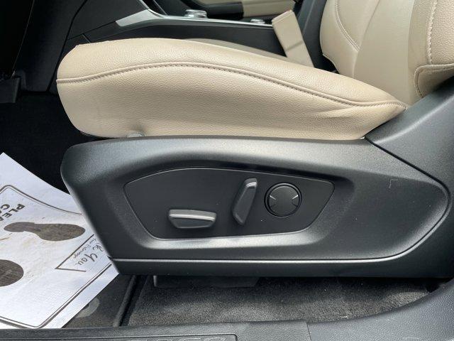 Photo of 2020 Magnetic Metallic Ford Explorer