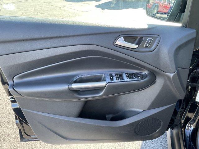Photo of 2017 Shadow Black Ford C-Max Hybrid